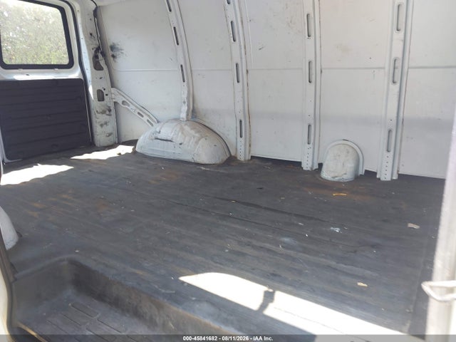45841682 :رقم المزاد ، 1GTEG15X341203297 vin ، 2004 Gmc Savana Standard مزاد بيع