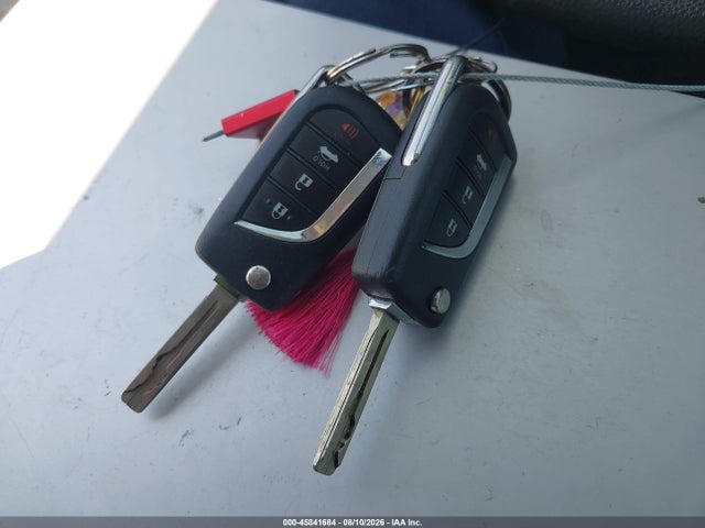 4T1C11AKXLU872016 Toyota CAMRY LE