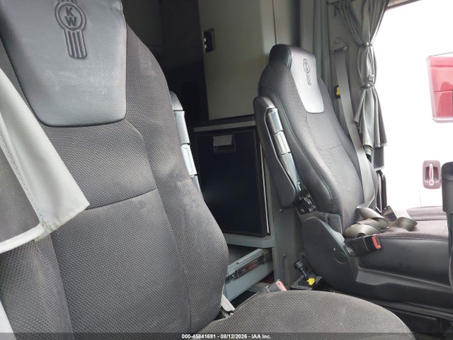 2018 Kenworth T680 მანქანა იყიდება აუქციონზე, vin: 1XKYDP9X4JJ199523, აუქციონის ნომერი: 45841691