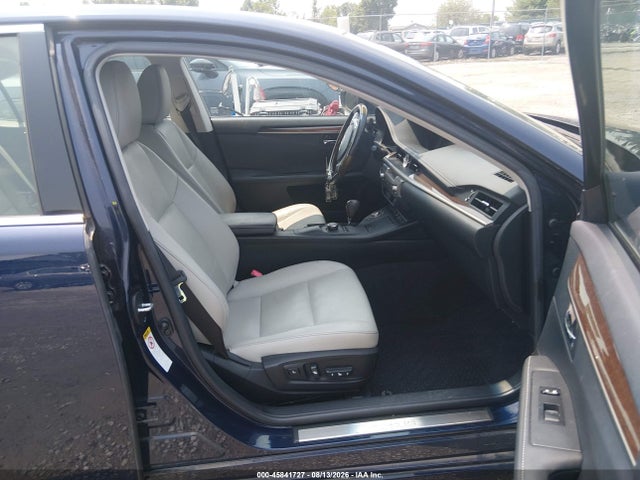 45841727 :رقم المزاد ، JTHBK1GG4D2044099 vin ، 2013 Lexus Es 350 مزاد بيع