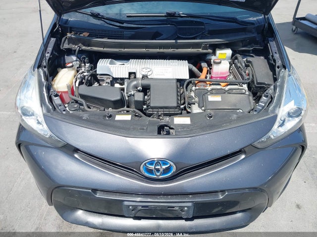 Toyota Prius V Two 2016 JTDZN3EU5GJ055019 Image 10