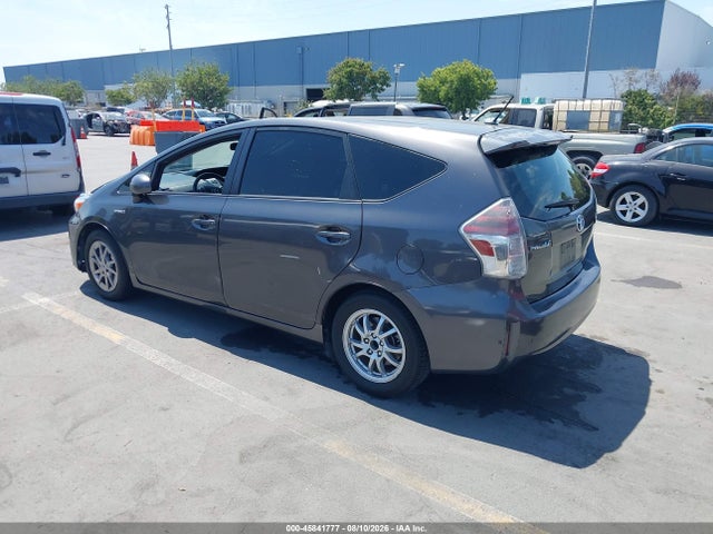 Toyota Prius V Two 2016 JTDZN3EU5GJ055019 Image 3