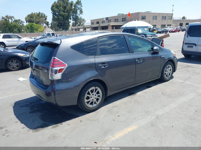 Toyota Prius V Two 2016 JTDZN3EU5GJ055019 Image 4