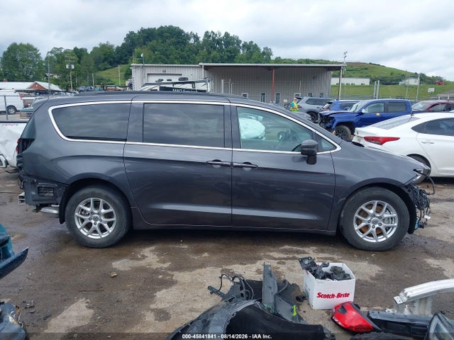 Продаж на аукціоні авто 2022 Chrysler Pacifica Touring L, vin: 2C4RC1BG3NR188248, номер лоту: 45841841