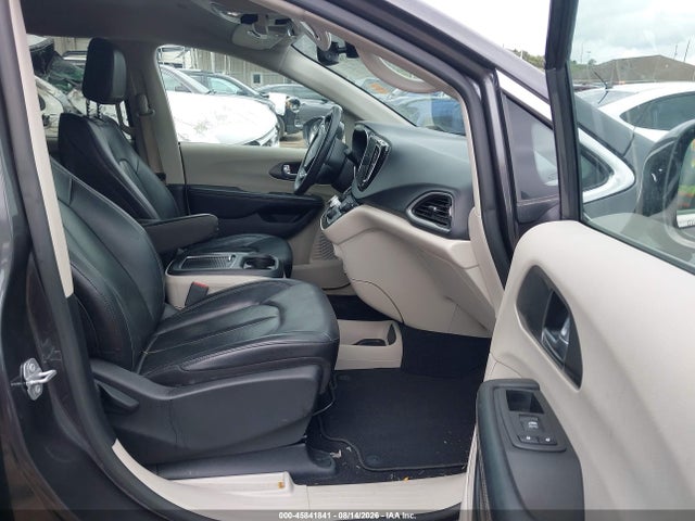 Продаж на аукціоні авто 2022 Chrysler Pacifica Touring L, vin: 2C4RC1BG3NR188248, номер лоту: 45841841