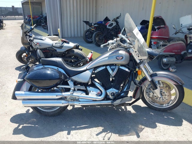 2006 Victory Motorcycles Kingpin California მანქანა იყიდება აუქციონზე, vin: 5VPCB26L063001985, აუქციონის ნომერი: 45841921