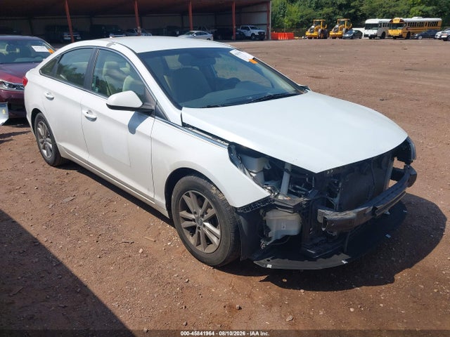 Продажа на аукционе авто 2016 Hyundai Sonata Se, vin: 5NPE24AF9GH260615, номер лота: 45841964