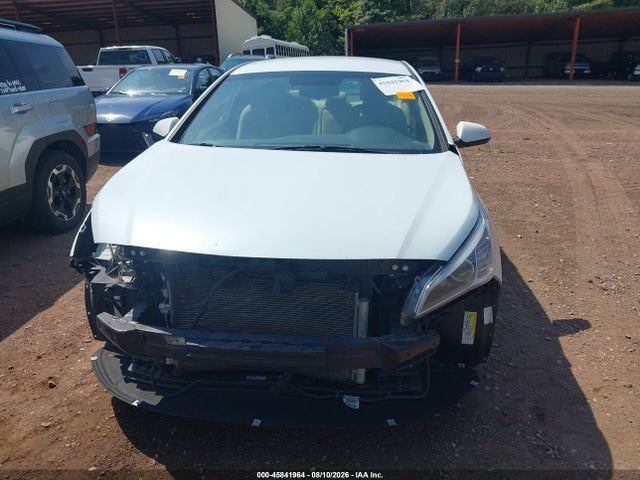 Продажа на аукционе авто 2016 Hyundai Sonata Se, vin: 5NPE24AF9GH260615, номер лота: 45841964