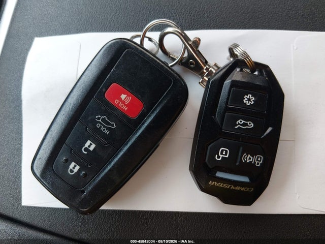 2022 Toyota Highlander Le მანქანა იყიდება აუქციონზე, vin: 5TDBZRBH2NS582015, აუქციონის ნომერი: 45842004