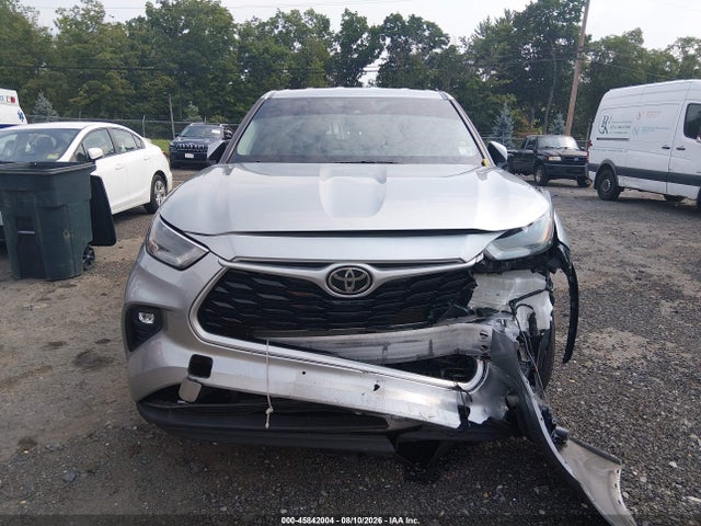 2022 Toyota Highlander Le მანქანა იყიდება აუქციონზე, vin: 5TDBZRBH2NS582015, აუქციონის ნომერი: 45842004