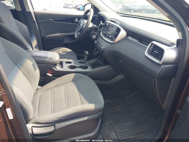45842047 :رقم المزاد ، 5XYPG4A35GG041917 vin ، 2016 Kia Sorento 2.4l Lx مزاد بيع