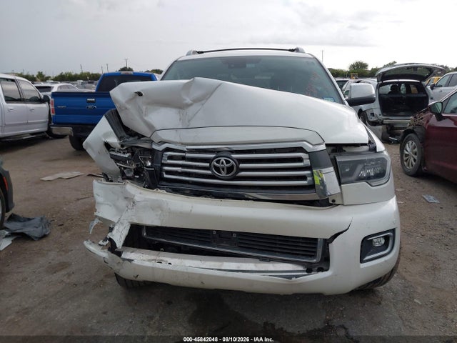 2021 Toyota Sequoia Platinum მანქანა იყიდება აუქციონზე, vin: 5TDGY5B13MS181477, აუქციონის ნომერი: 45842048