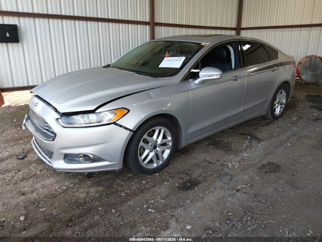 3FA6P0HD1GR284042 Ford FUSION SE