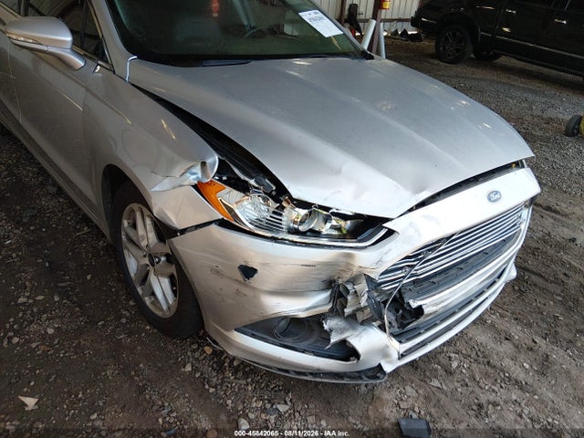 3FA6P0HD1GR284042 Ford FUSION SE