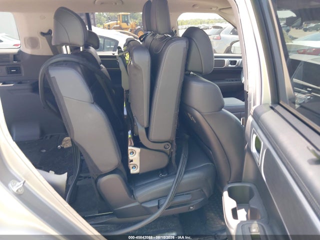 Продажа на аукционе авто 2025 Hyundai Santa Fe Limited, vin: 5NMP44GL1SH130608, номер лота: 45842088