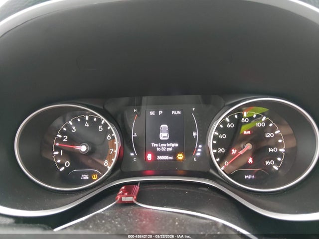 45842128 :رقم المزاد ، 3C4NJDBB2LT153947 vin ، 2020 Jeep Compass Latitude 4x4 مزاد بيع