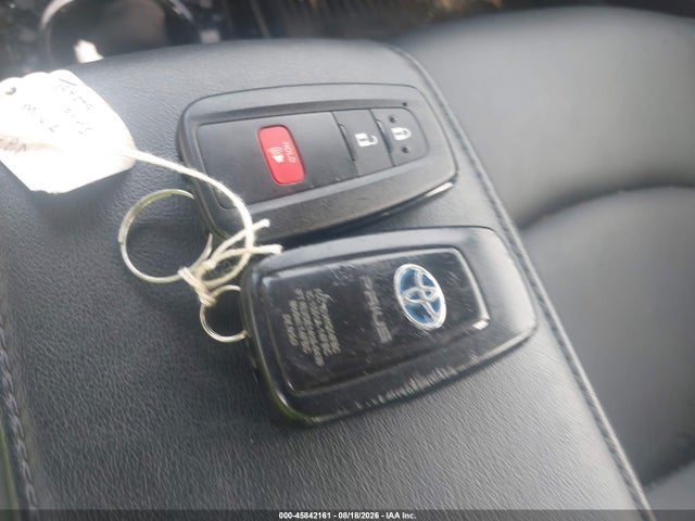 JTDL9MFU5N3039760 Toyota Prius Xle Awd-e