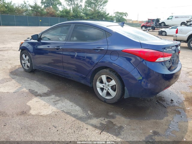 2013 Hyundai Elantra Gls მანქანა იყიდება აუქციონზე, vin: 5NPDH4AE2DH412182, აუქციონის ნომერი: 45842222