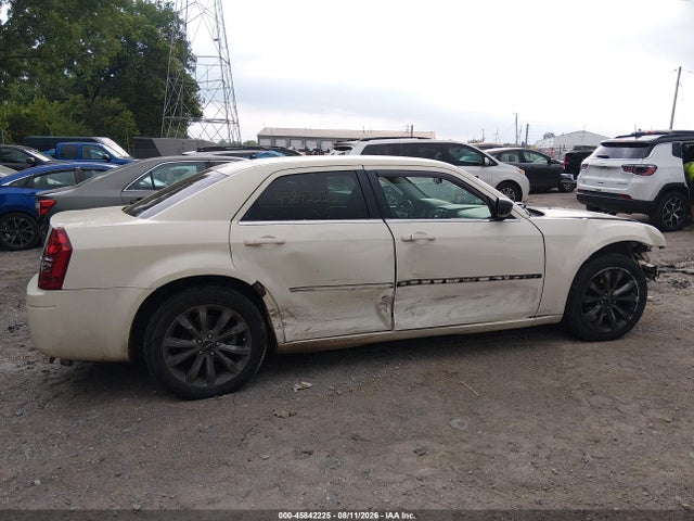 45842225 :رقم المزاد ، 2C3LA43R88H273050 vin ، 2008 Chrysler 300 Lx مزاد بيع