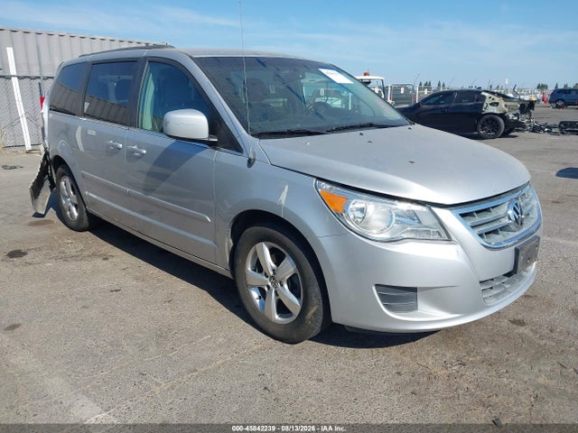 45842239 :رقم المزاد ، 2V4RW3DG2BR772609 vin ، 2011 Volkswagen Routan Se مزاد بيع
