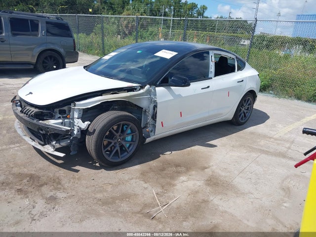 Tesla Model 3 Rear-wheel Drive 2022 5YJ3E1EA0NF102414 Image 2