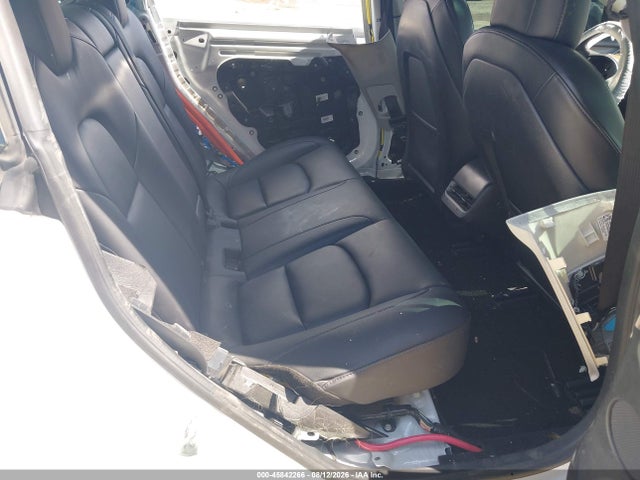 Tesla Model 3 Rear-wheel Drive 2022 5YJ3E1EA0NF102414 Image 8