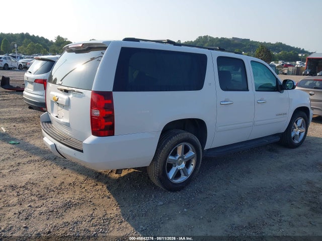 Chevrolet Suburban Lt 2014 1GNSCJE03ER232102 Image 4