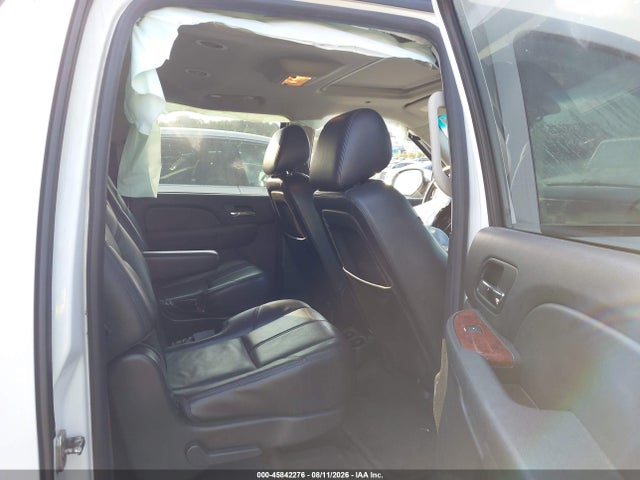 Chevrolet Suburban Lt 2014 1GNSCJE03ER232102 Image 8