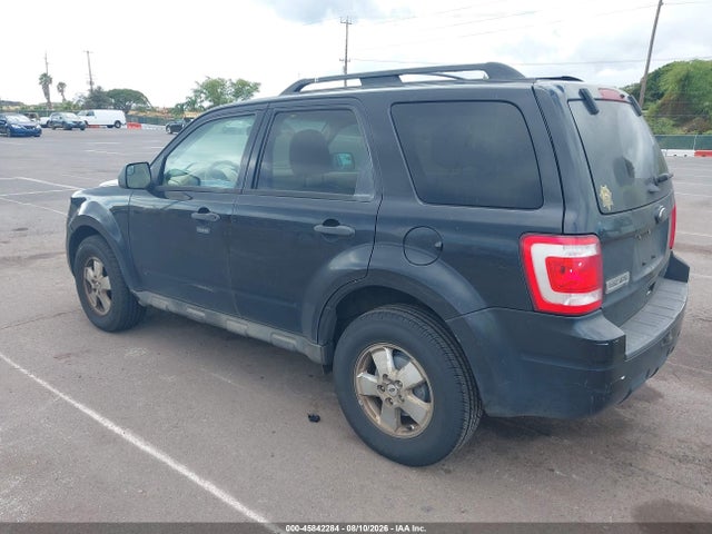 45842284 :رقم المزاد ، 1FMCU0D71BKB38027 vin ، 2011 Ford Escape Xlt مزاد بيع