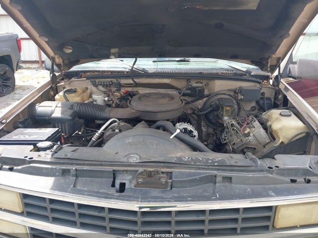 45842343 :رقم المزاد ، 1GNEC16K2PJ396066 vin ، 1993 Chevrolet Suburban C1500 مزاد بيع