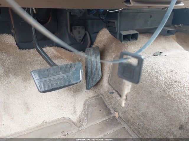 45842343 :رقم المزاد ، 1GNEC16K2PJ396066 vin ، 1993 Chevrolet Suburban C1500 مزاد بيع
