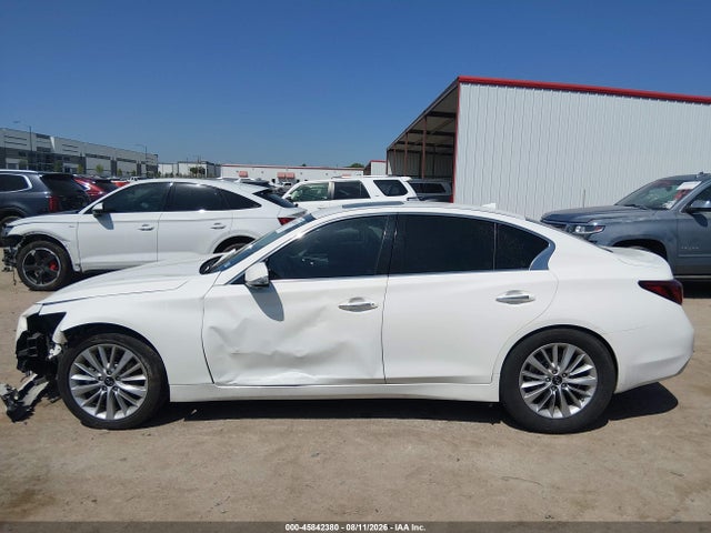 45842380 :رقم المزاد ، JN1EV7BP6MM707132 vin ، 2021 Infiniti Q50 Luxe مزاد بيع