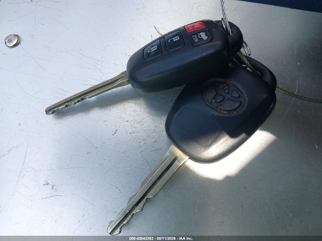 5YFBURHE6EP057415 Toyota Corolla Le Plus
