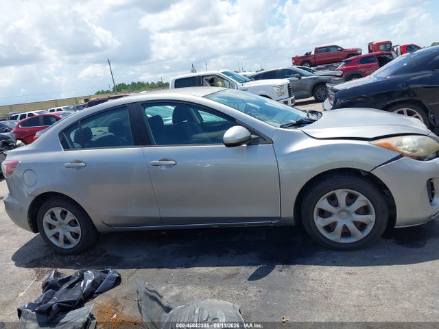Продаж на аукціоні авто 2013 Mazda Mazda3 I Sport, vin: JM1BL1UP2D1771279, номер лоту: 45842385