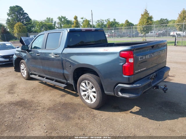 Продаж на аукціоні авто 2020 Chevrolet Silverado 1500 4wd  Short Bed Custom, vin: 3GCPYBEKXLG139064, номер лоту: 45842387