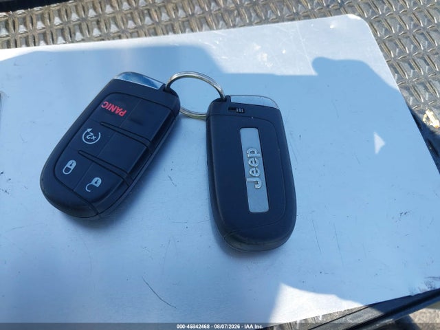 2018 Jeep Renegade Latitude Fwd მანქანა იყიდება აუქციონზე, vin: ZACCJABB2JPH50199, აუქციონის ნომერი: 45842468