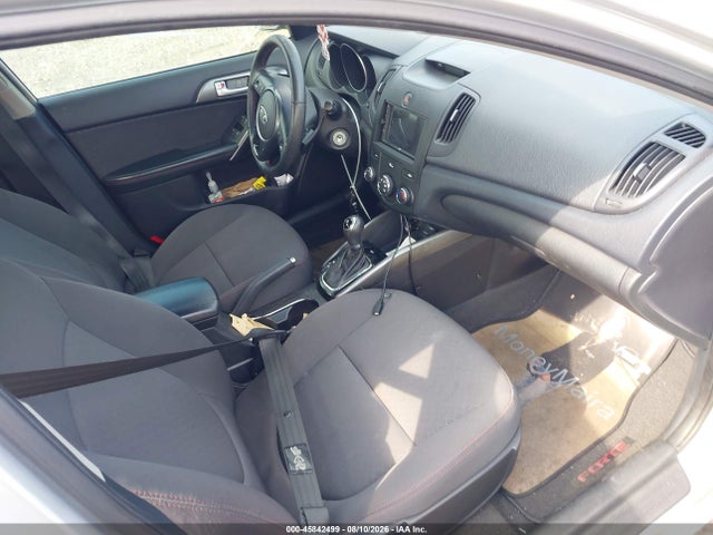 45842499 :رقم المزاد ، KNAFW4A33B5421870 vin ، 2011 Kia Forte Sx مزاد بيع