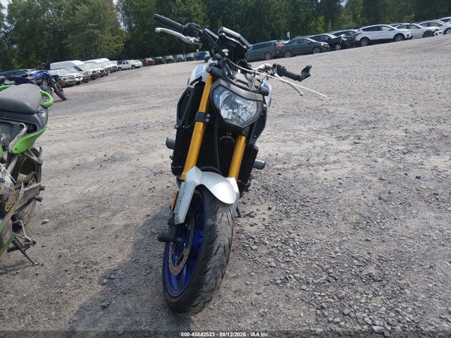 Yamaha FZ09 2015 JYARN33EXFA007294 Image 5