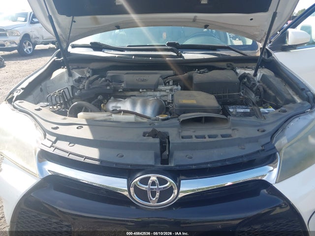 2015 Toyota Camry Se მანქანა იყიდება აუქციონზე, vin: 4T1BF1FK2FU493344, აუქციონის ნომერი: 45842536