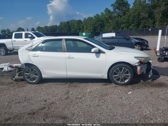 2015 Toyota Camry Se მანქანა იყიდება აუქციონზე, vin: 4T1BF1FK2FU493344, აუქციონის ნომერი: 45842536