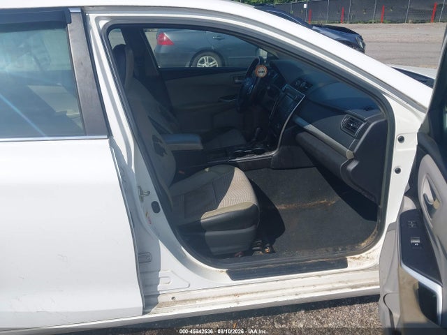 2015 Toyota Camry Se მანქანა იყიდება აუქციონზე, vin: 4T1BF1FK2FU493344, აუქციონის ნომერი: 45842536