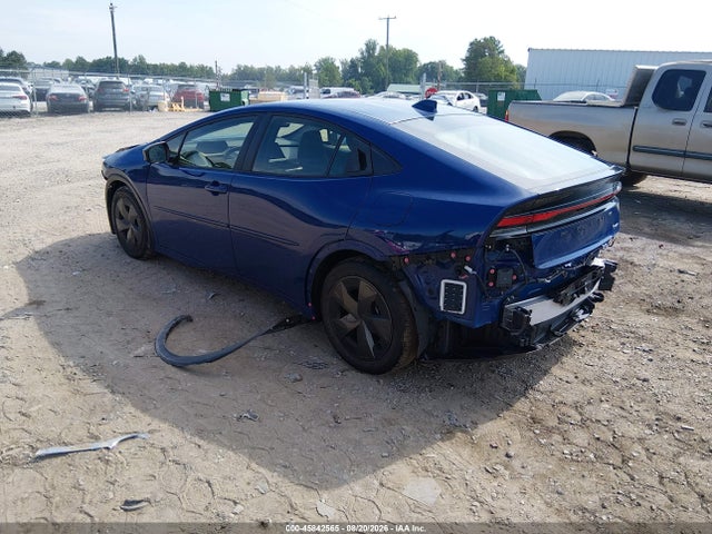 JTDADABUXP3002491 Toyota Prius Le Awd-e