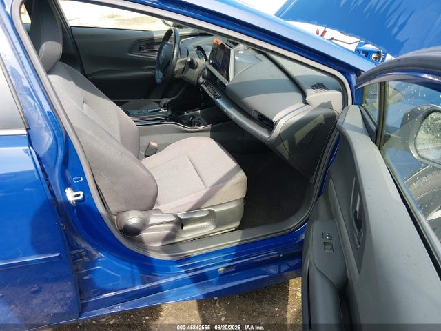 JTDADABUXP3002491 Toyota Prius Le Awd-e