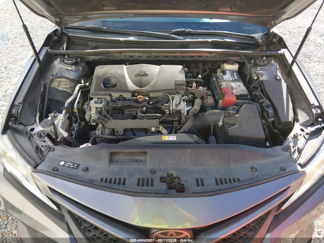 4T1B11HK0JU587503 Toyota CAMRY SE
