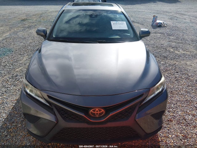4T1B11HK0JU587503 Toyota CAMRY SE