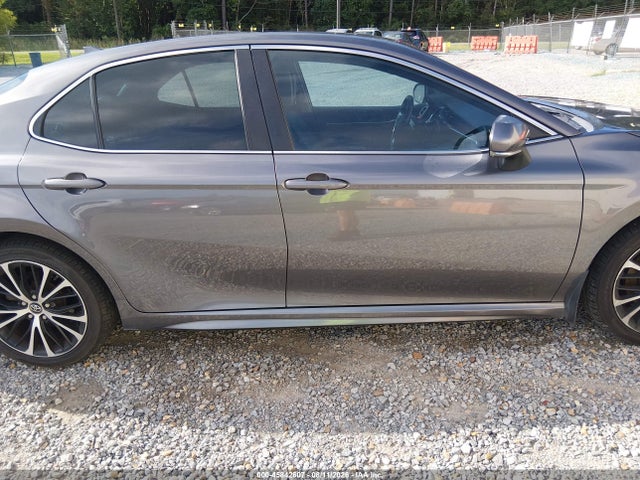 4T1B11HK0JU587503 Toyota CAMRY SE