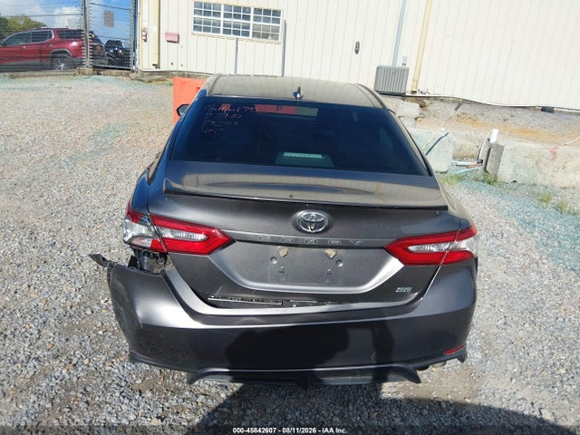 4T1B11HK0JU587503 Toyota CAMRY SE