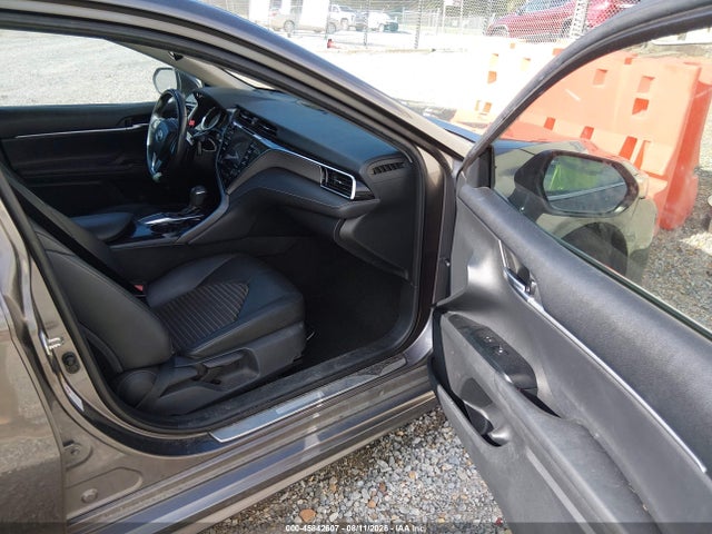 4T1B11HK0JU587503 Toyota CAMRY SE