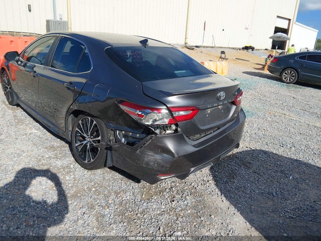 4T1B11HK0JU587503 Toyota CAMRY SE