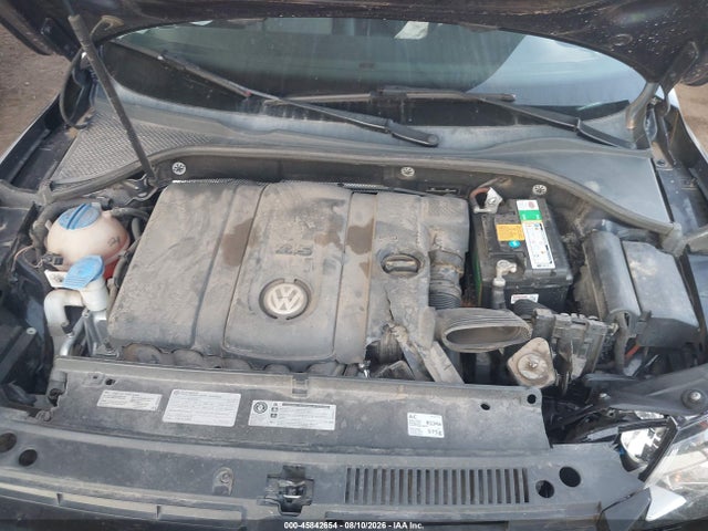 1VWAP7A36EC022122 Volkswagen Passat 2.5l Wolfsburg Edition